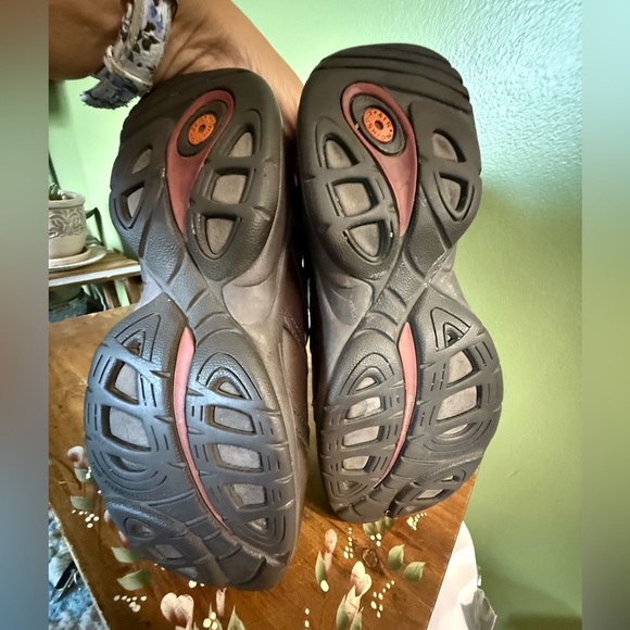 Merrell Women's Primo Patch Leather Bug Brown Sz 7 Clogs - Picture 6 of 9